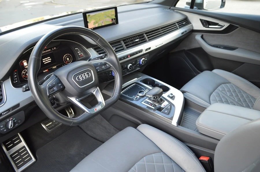 AUDI SQ7 4.0 TDI quattro tiptronic 7 Plätze I Panoramadach I Stan, Diesel, Second hand / Used, Automatic - 7