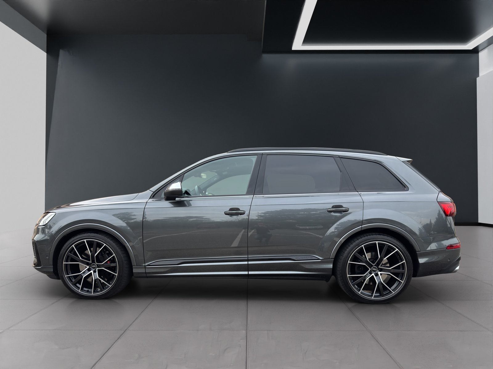 AUDI SQ7 TFSI quattro tiptronic, Petrol, Second hand / Used, Automatic - 7
