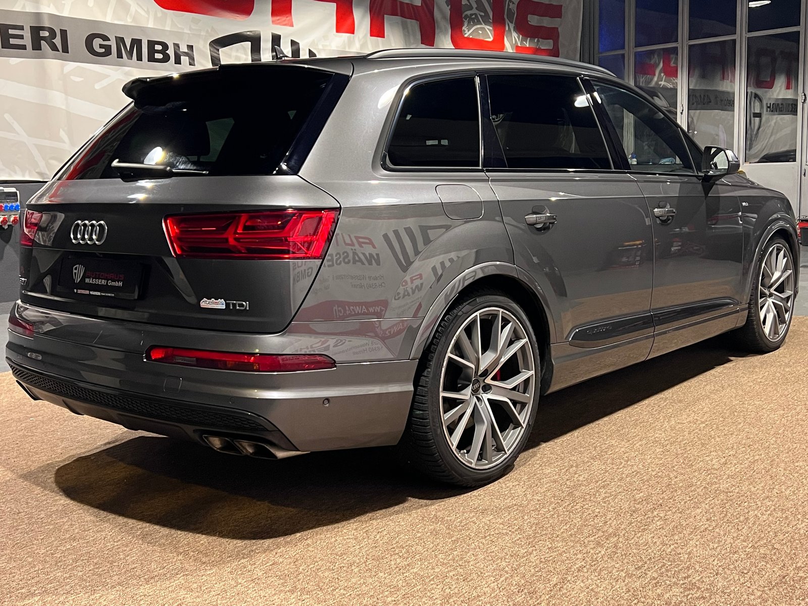 AUDI SQ7 4.0 TDI quattro tiptronic, Diesel, Second hand / Used, Automatic - 3