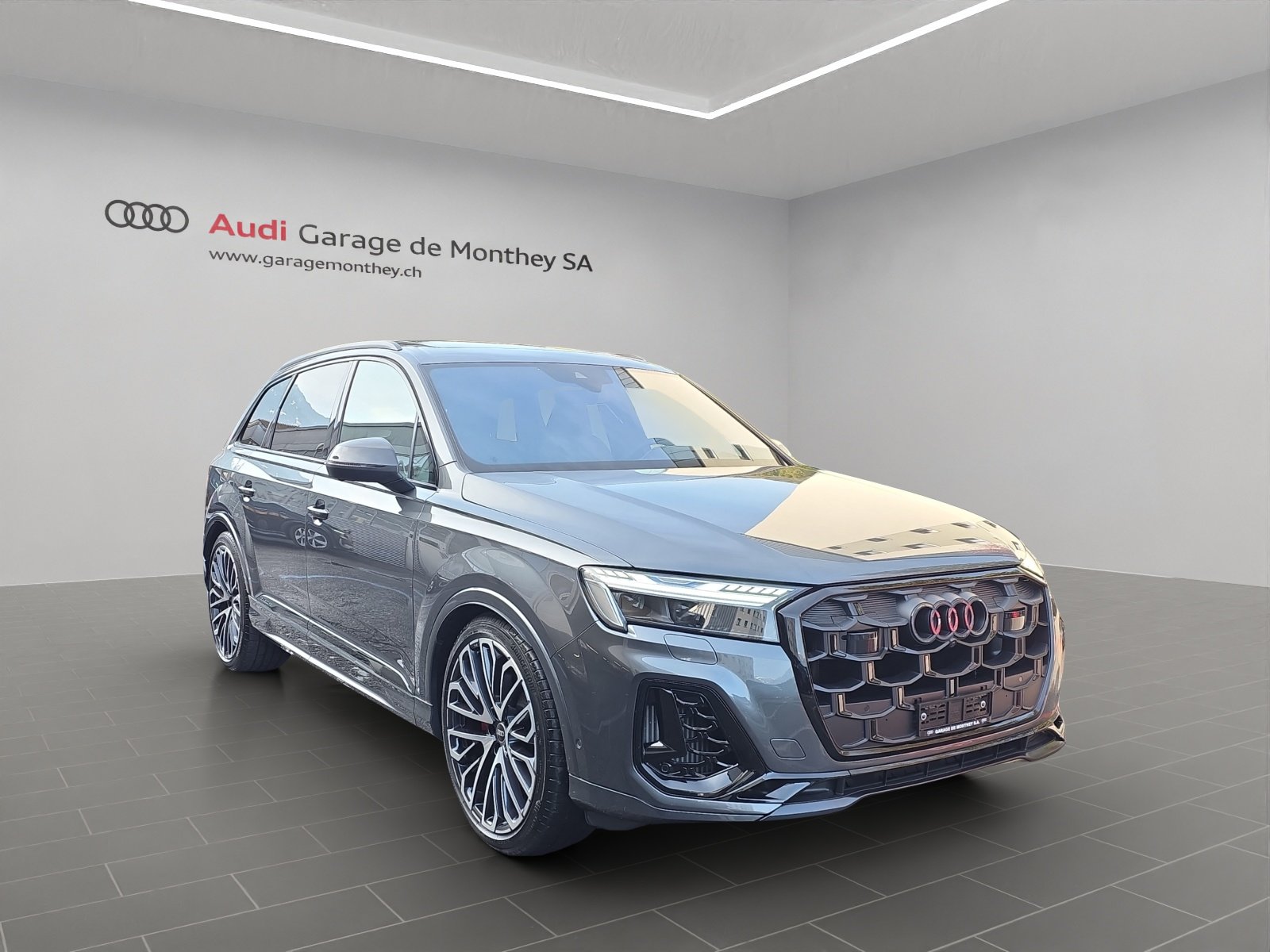 AUDI SQ7 TFSI quattro tiptronic, Petrol, Second hand / Used, Automatic - 3