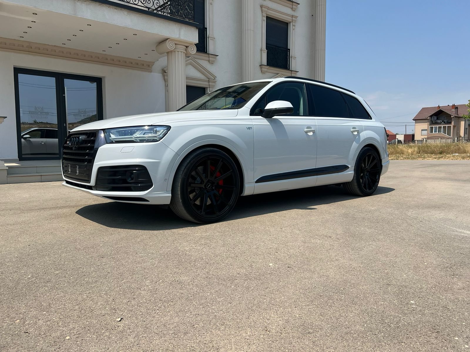 AUDI SQ7 4.0 TDI quattro