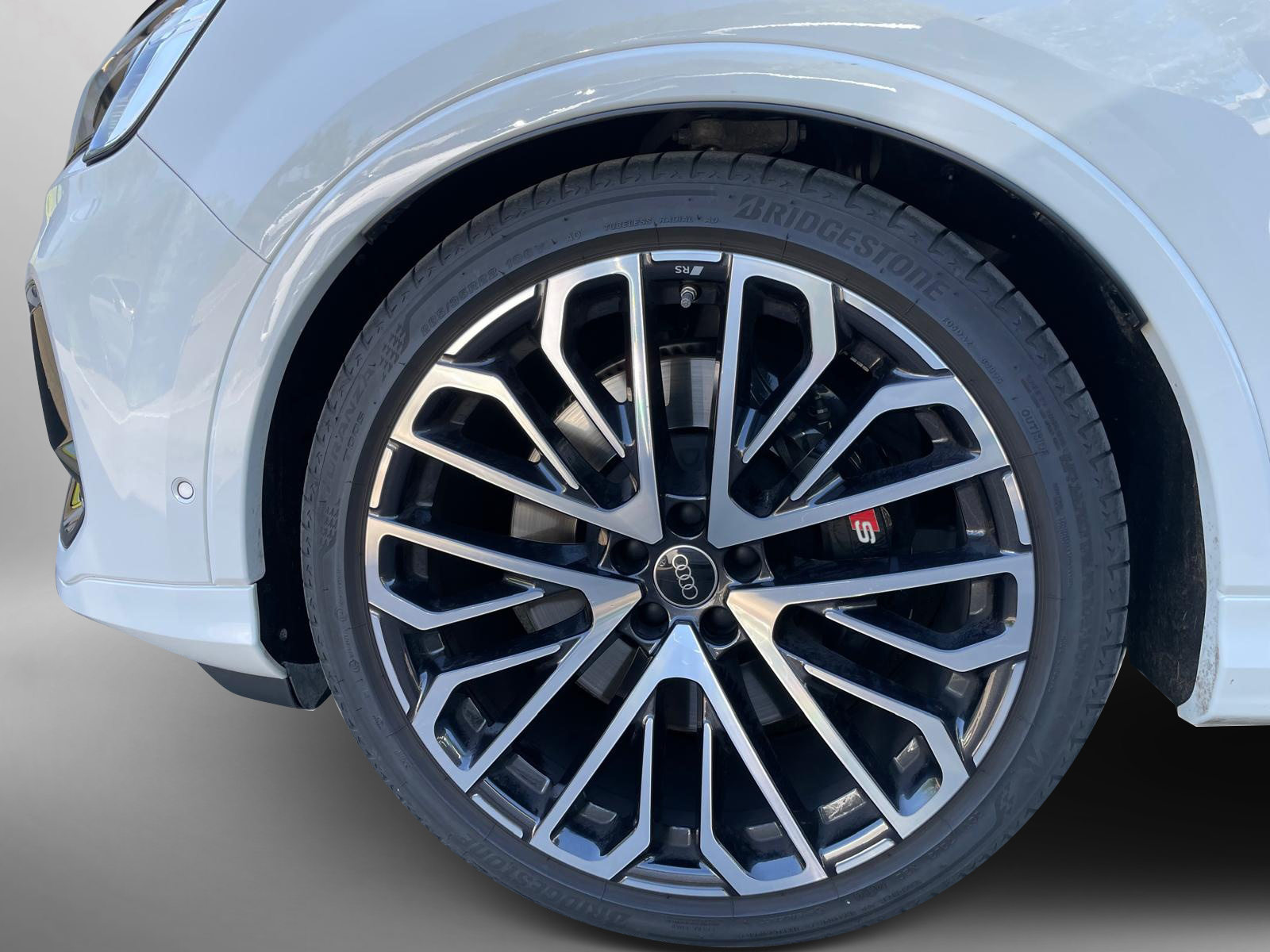AUDI SQ7 SUV TFSI, Essence, Occasion / Utilisé, Automatique - 4