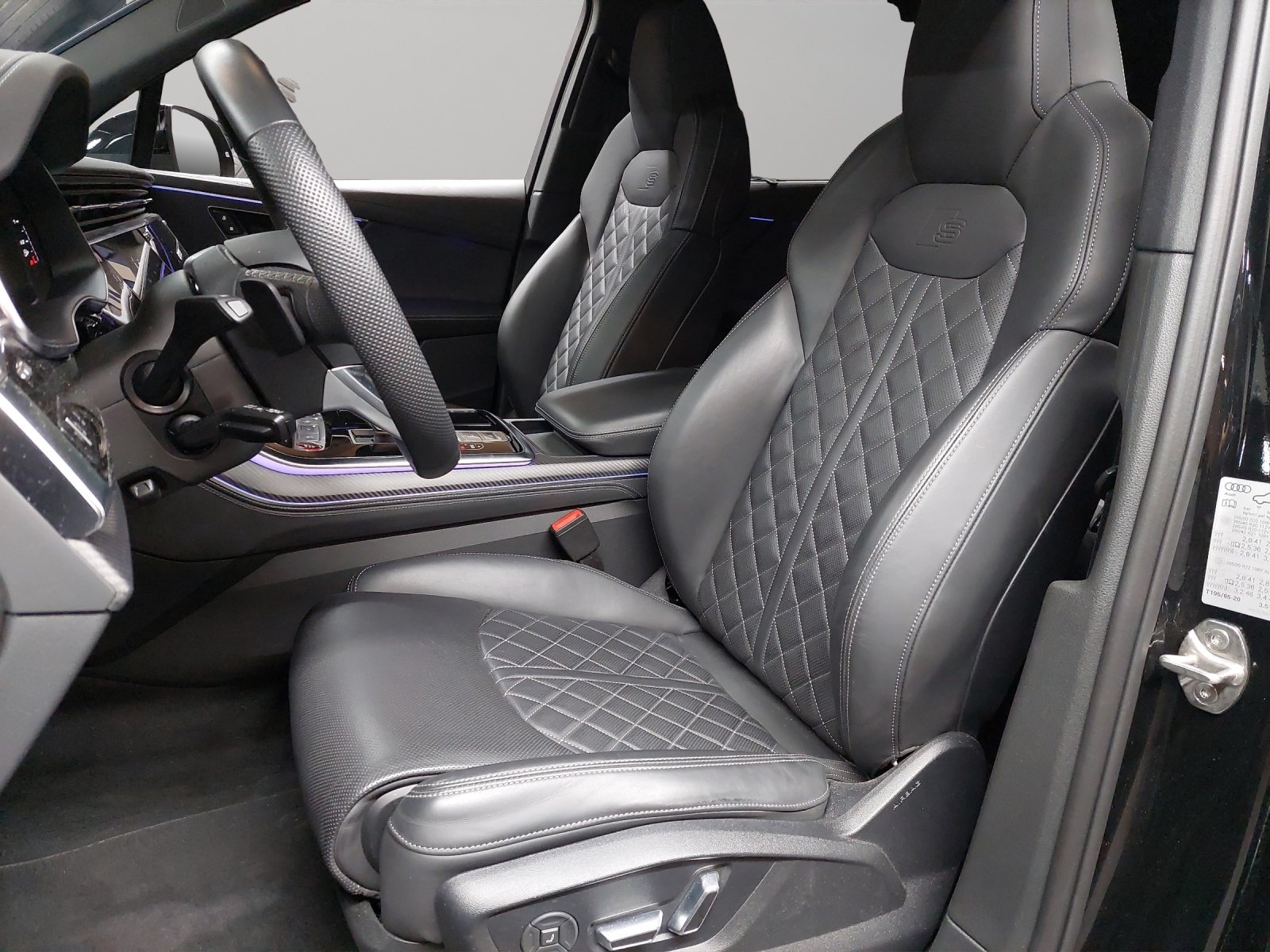 AUDI SQ7 TFSI quattro tiptronic, Benzin, Occasion / Gebraucht, Automatik - 6