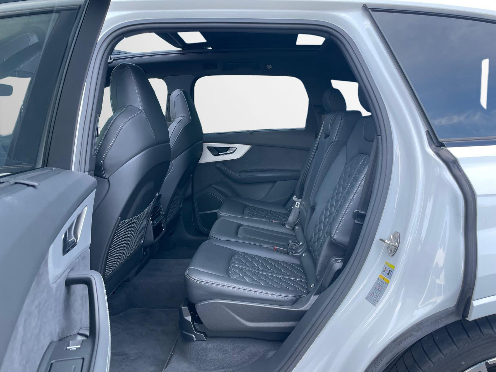 AUDI SQ7 SUV TFSI, Essence, Occasion / Utilisé, Automatique - 7