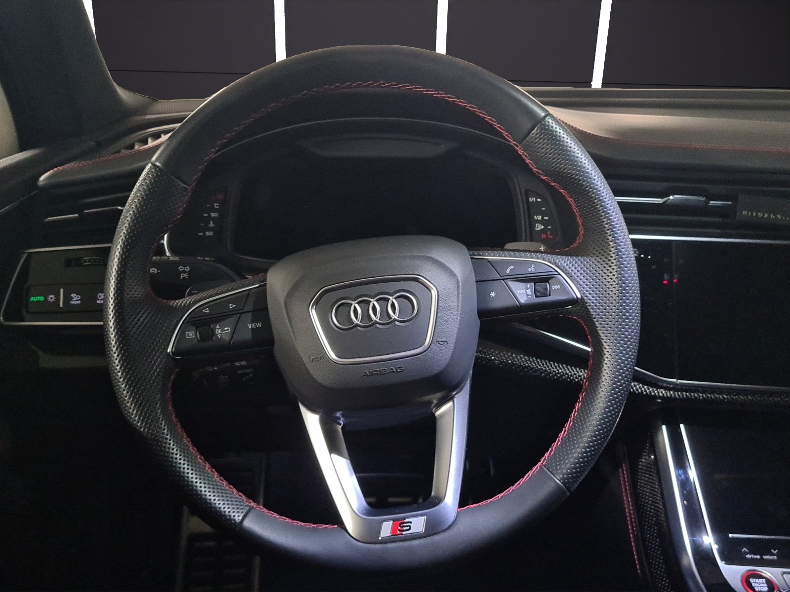AUDI SQ7 TFSI quattro tiptronic, Essence, Occasion / Utilisé, Automatique - 6