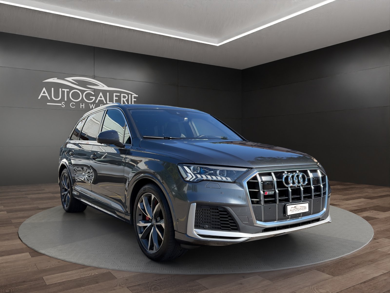 AUDI SQ7 4.0 TDI quattro CH Fzg. 7 Sitz BO Assistenz HD, Diesel, Occasion / Gebraucht, Automatik - 7