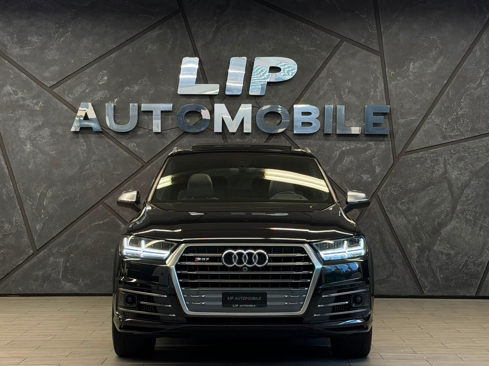 AUDI SQ7 4.0 TDI quattro tiptronic 7plätze, Diesel, Second hand / Used, Automatic - 2