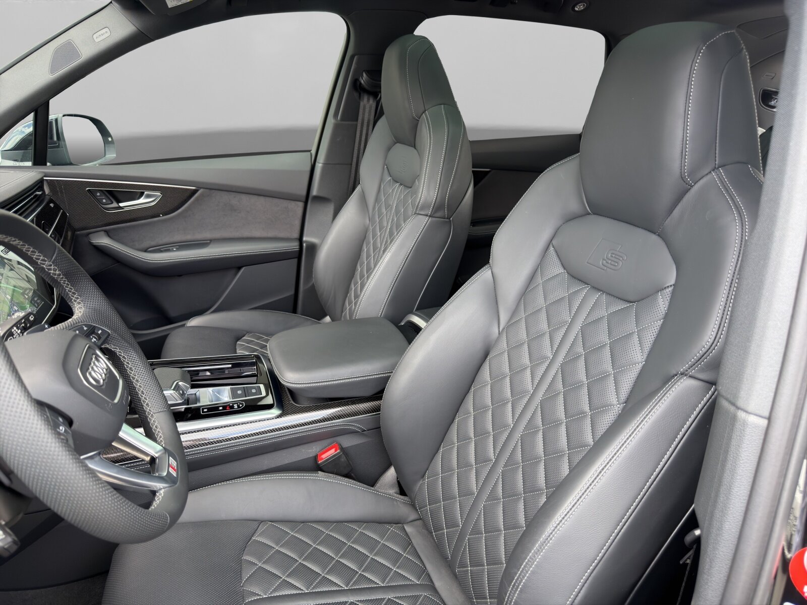 AUDI SQ7 4.0 V8 TFSI quattro T-Tronic, Benzin, Occasion / Gebraucht, Automatik - 6