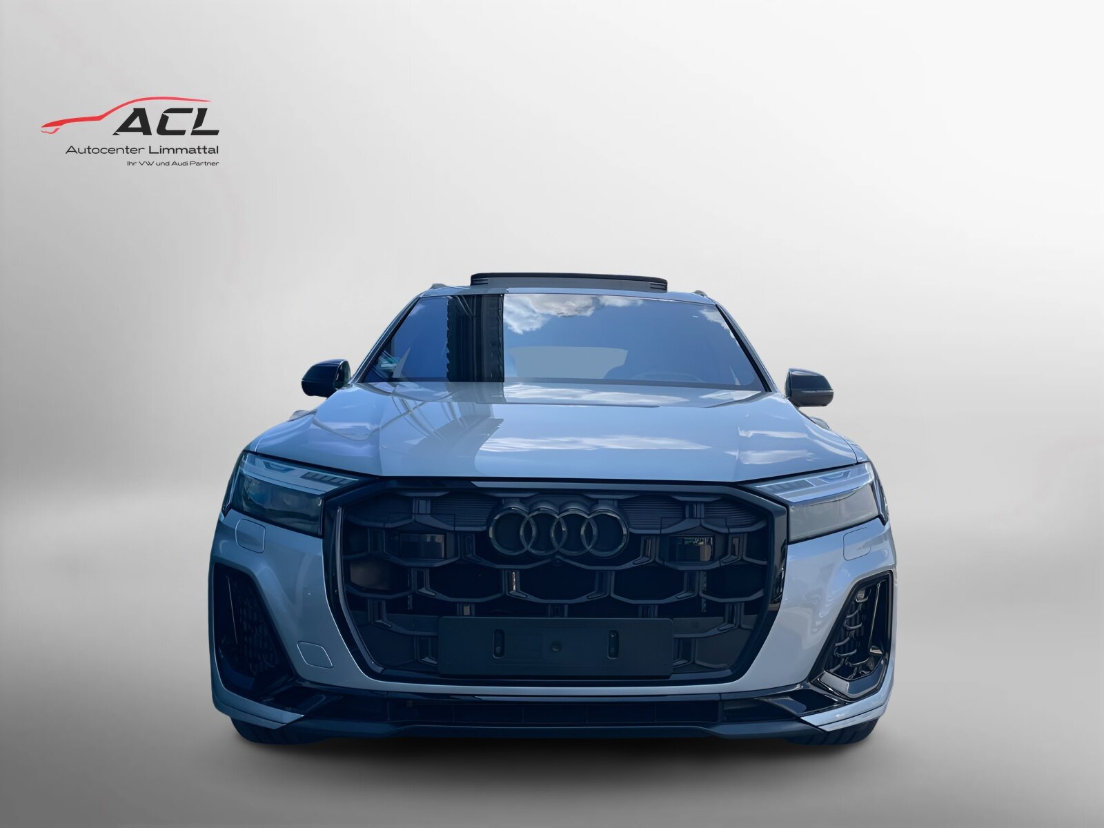 AUDI SQ7 SUV TFSI, Petrol, Second hand / Used, Automatic - 2