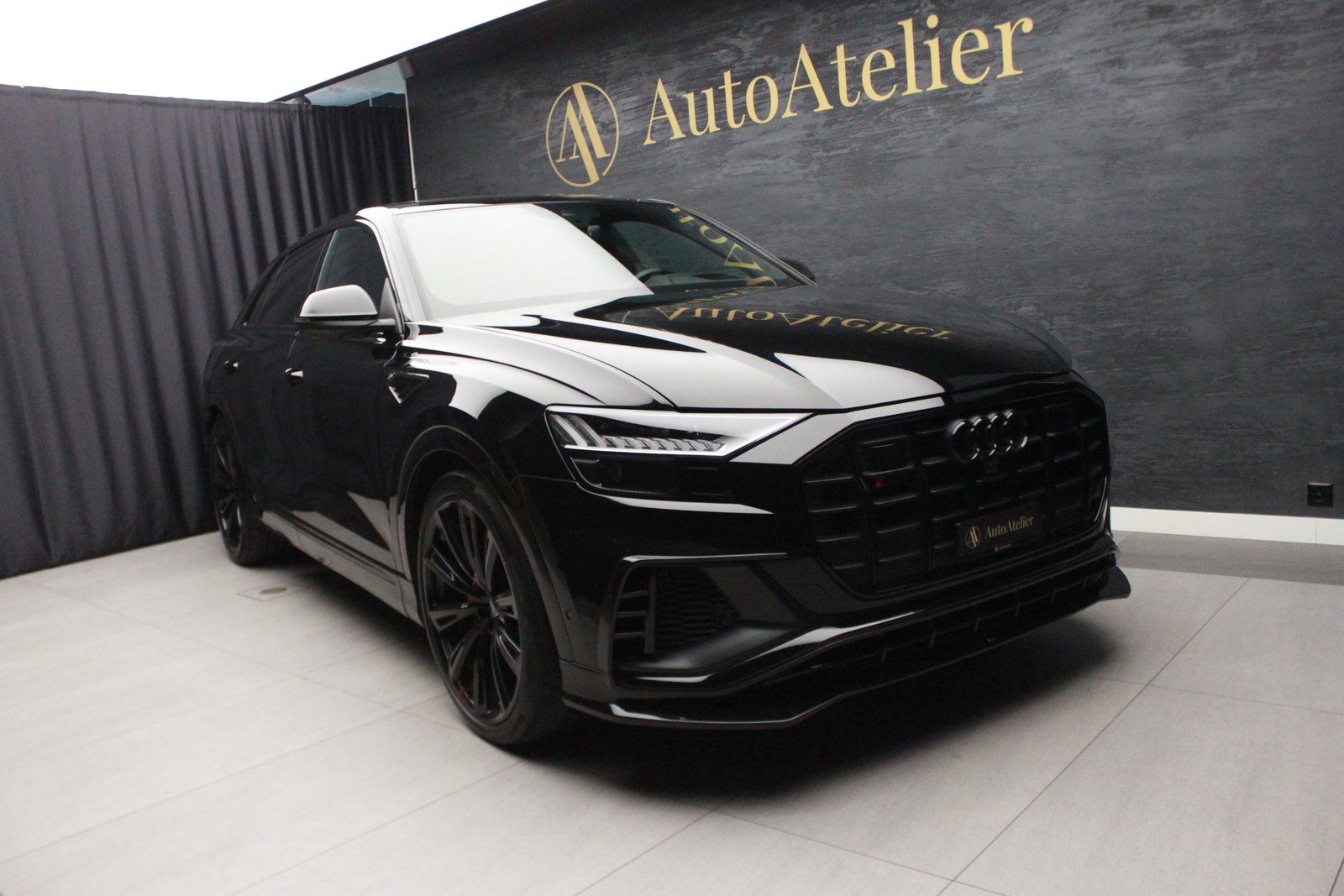 AUDI SQ8 TFSI quattro tiptronic