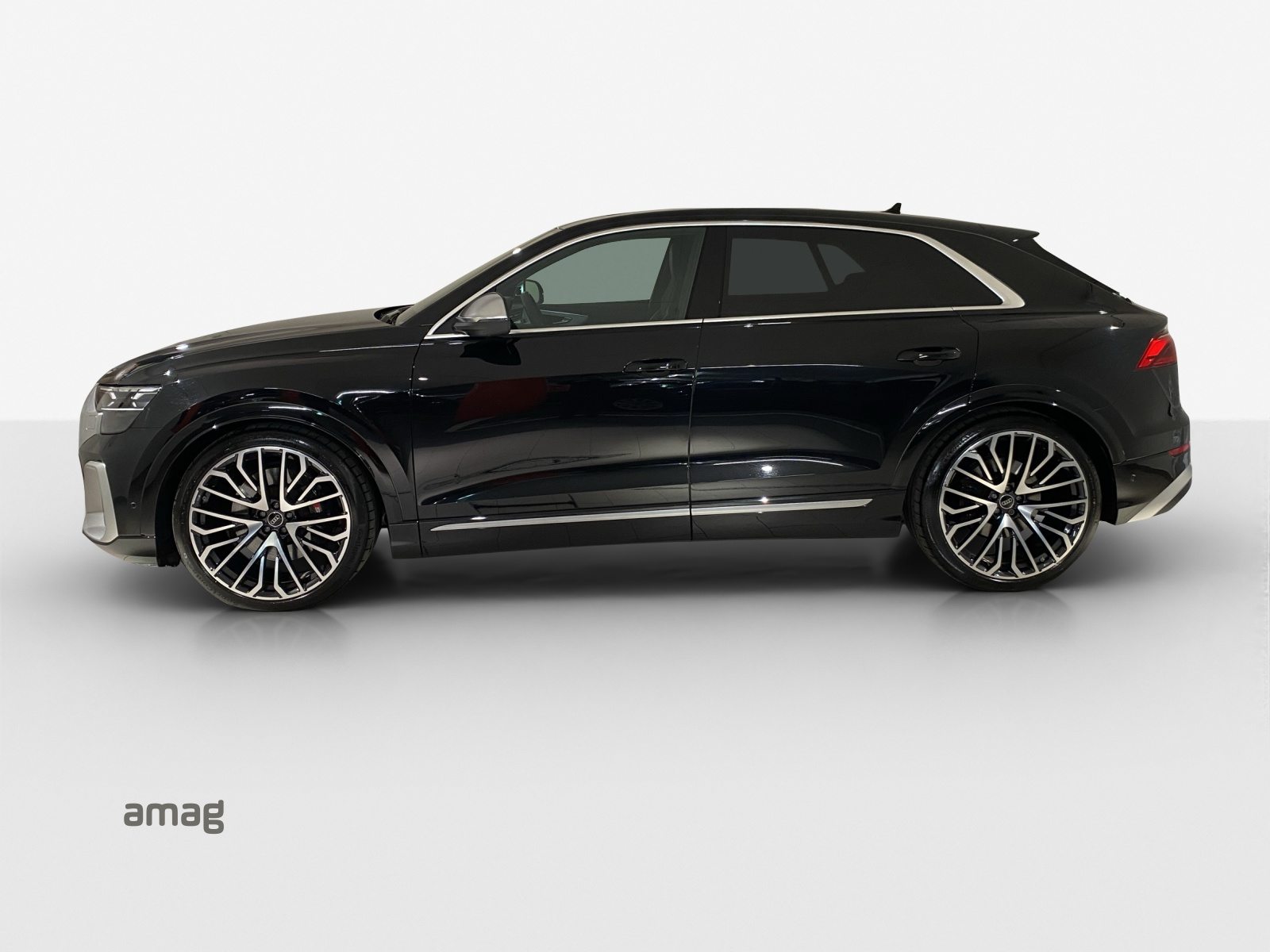 AUDI SQ8 SUV TFSI, Petrol, Second hand / Used, Automatic - 2