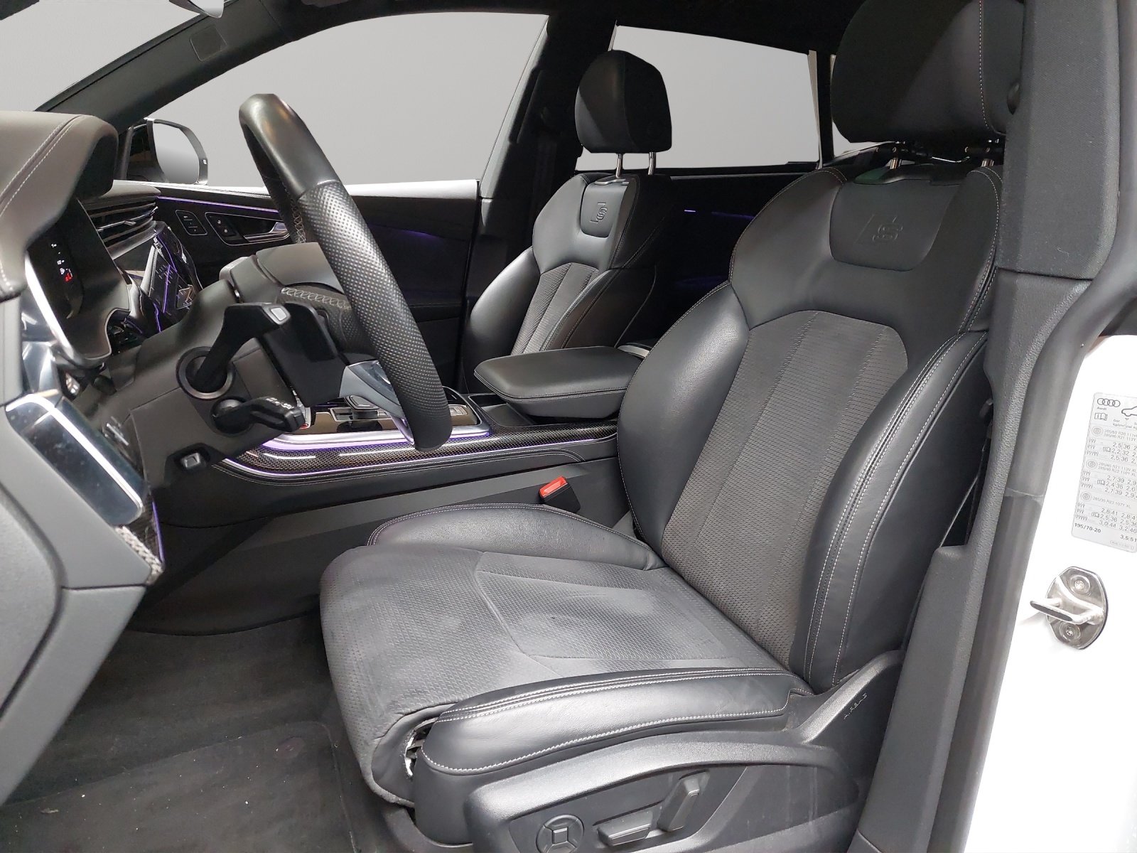AUDI SQ8 TFSI quattro tiptronic, Mild-Hybrid Benzin/Elektro, Occasion / Gebraucht, Automatik - 6
