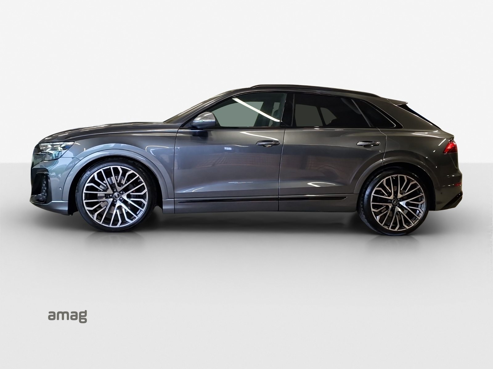 AUDI SQ8 SUV TFSI, Benzin, Occasion / Gebraucht, Automatik - 2