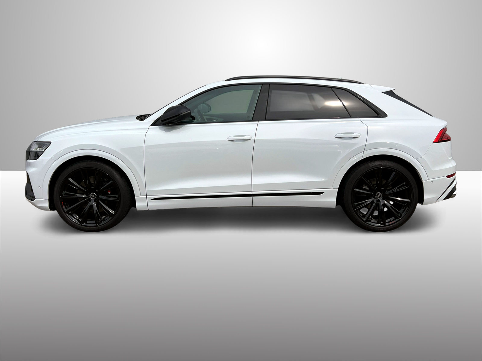 AUDI SQ8 TFSI, Petrol, Second hand / Used, Automatic - 3