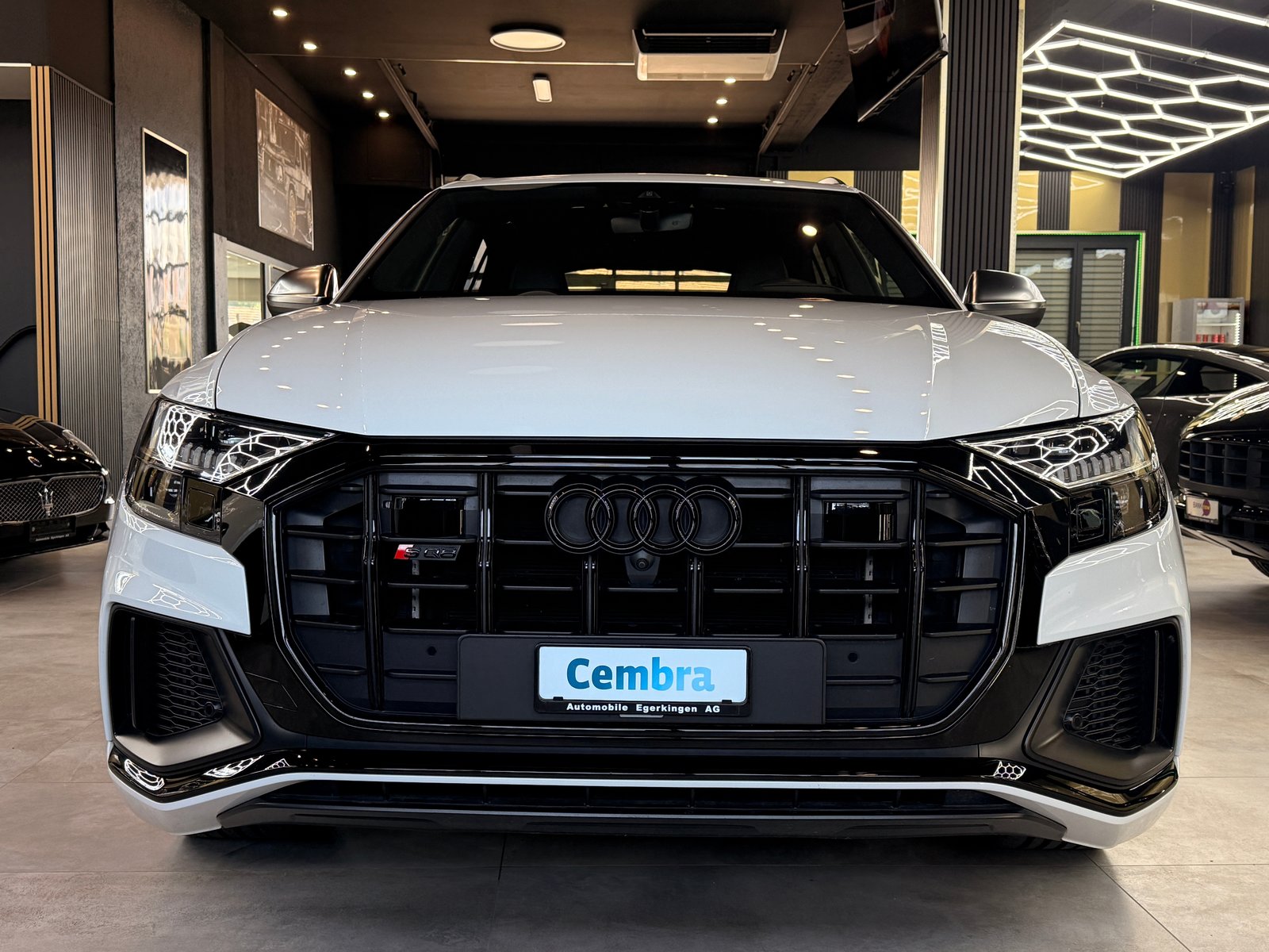 AUDI SQ8 4.0 V8 TFSI quattro T-Tronic, Benzin, Occasion / Gebraucht, Automatik - 2