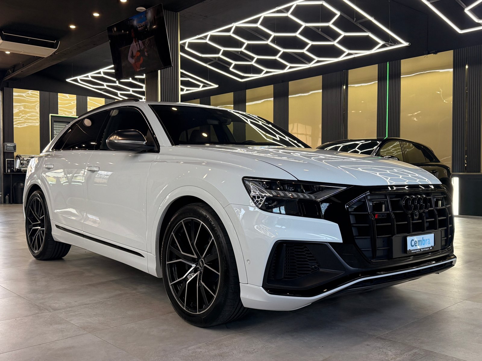 AUDI SQ8 4.0 V8 TFSI quattro T-Tronic, Benzin, Occasion / Gebraucht, Automatik - 3