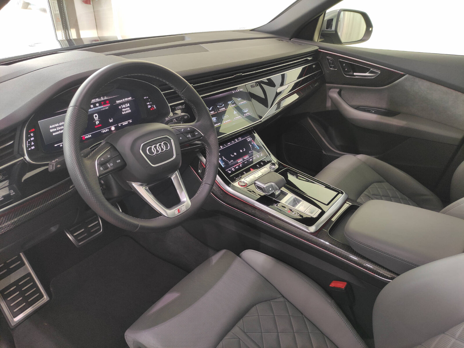 AUDI SQ8 4.0 V8 TFSI quattro T-Tronic, Benzin, Occasion / Gebraucht, Automatik - 4
