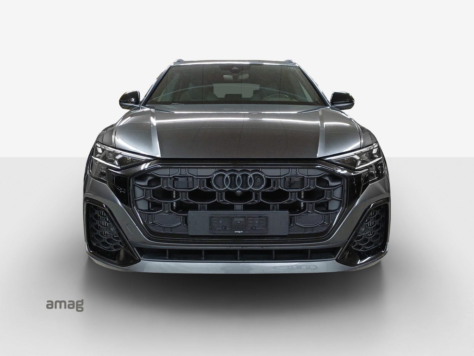 AUDI SQ8 SUV TFSI, Benzin, Occasion / Gebraucht, Automat - 7