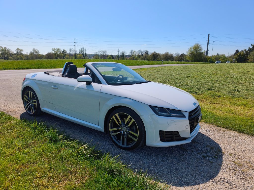 AUDI TT 2.0 TFSI quattro S-Tronic