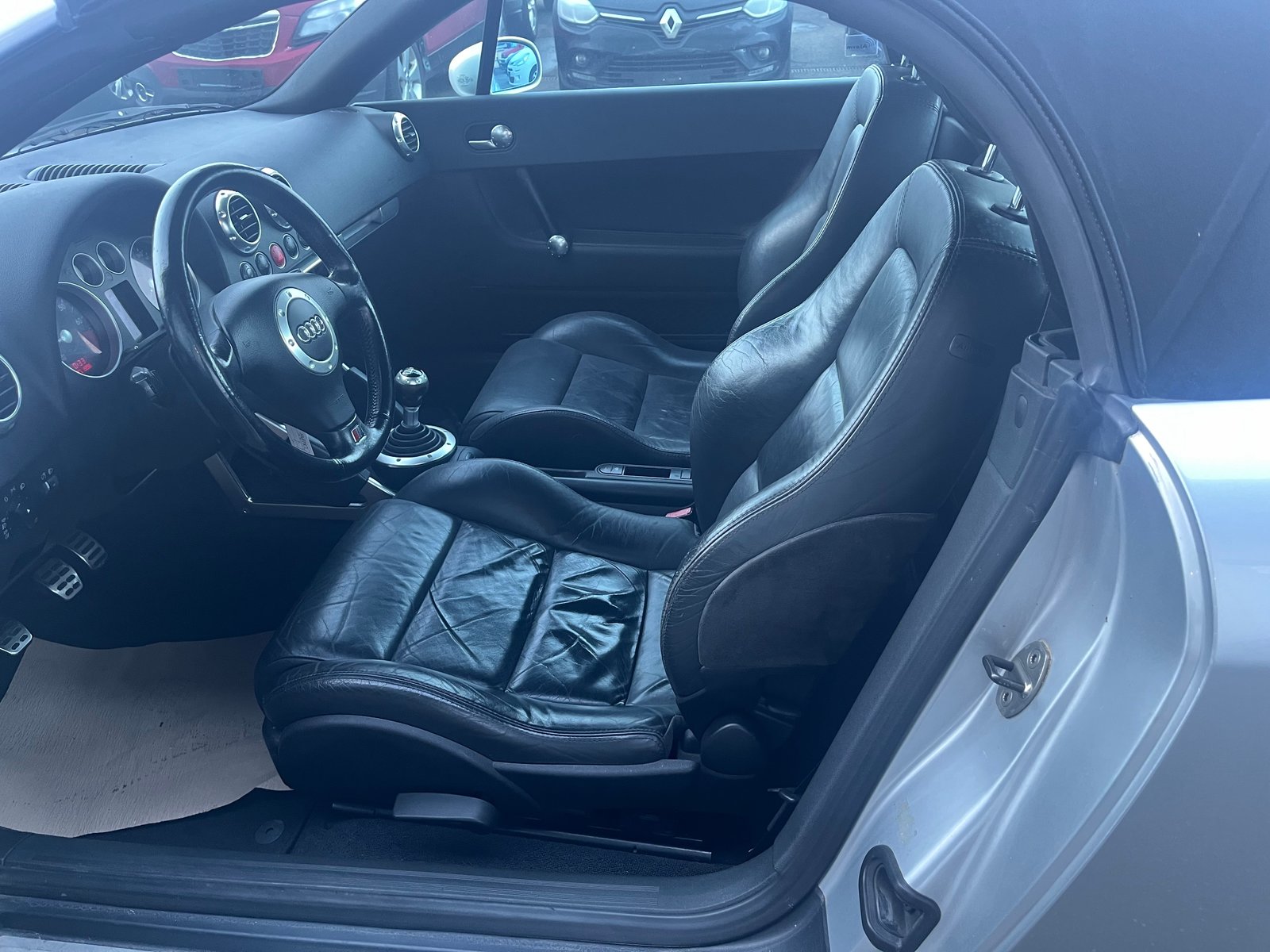 AUDI TT Roadster 1.8 T, Essence, Occasion / Utilisé, Manuelle - 6