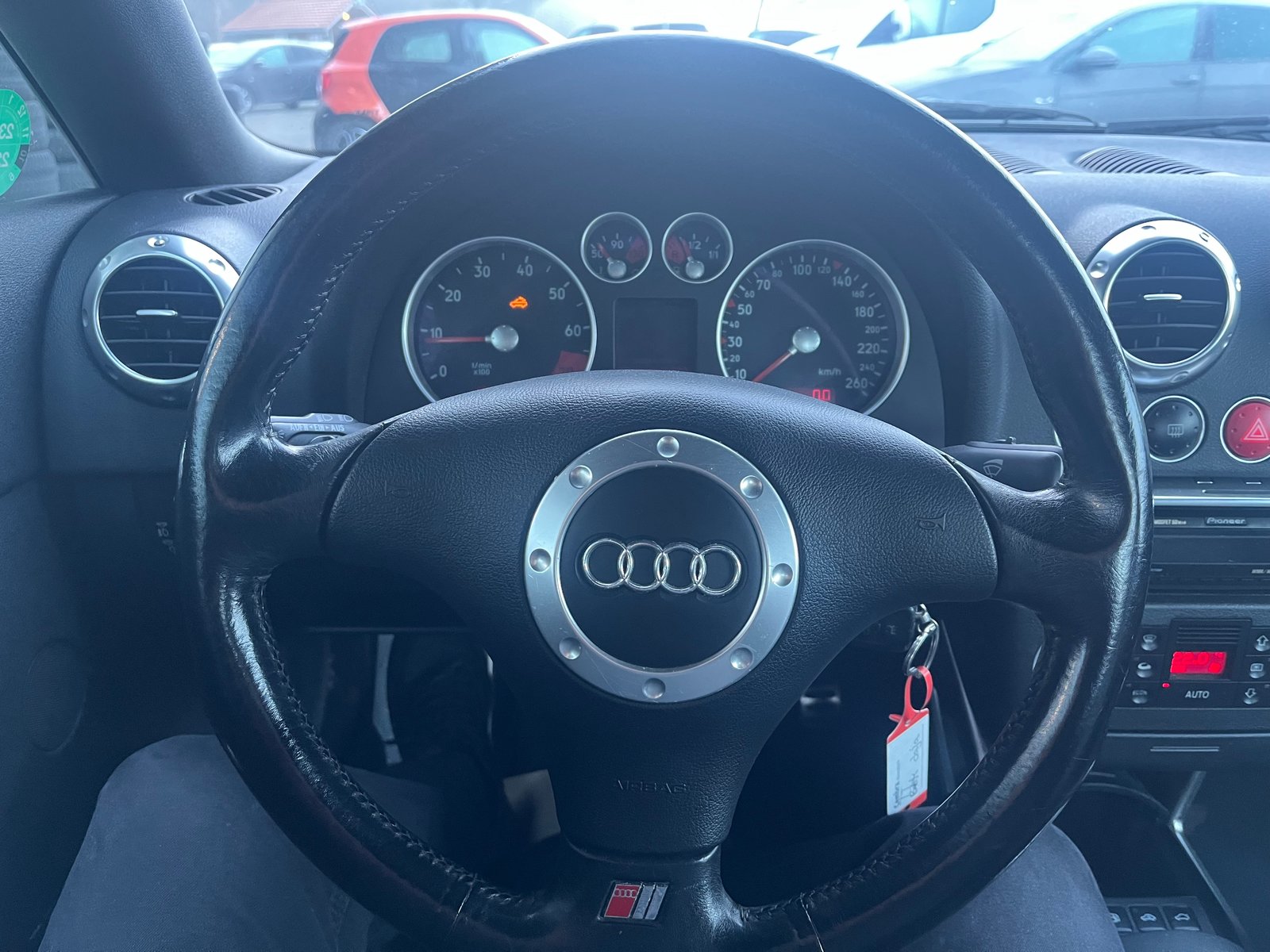 AUDI TT Roadster 1.8 T, Essence, Occasion / Utilisé, Manuelle - 7
