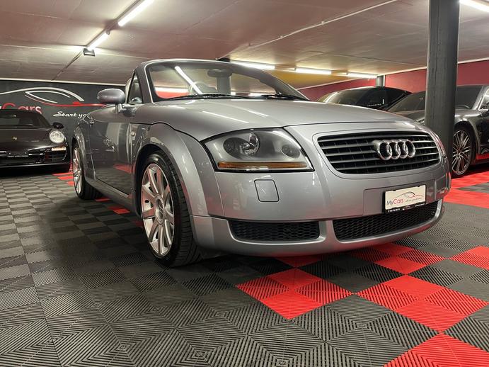 AUDI TT Roadster 1.8 T, Petrol, Second hand / Used, Manual