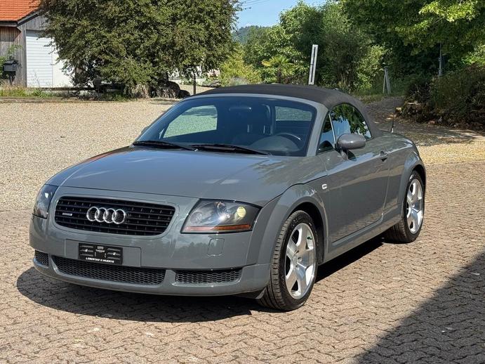 AUDI TT Roadster 1.8 T quattro, Petrol, Second hand / Used, Manual