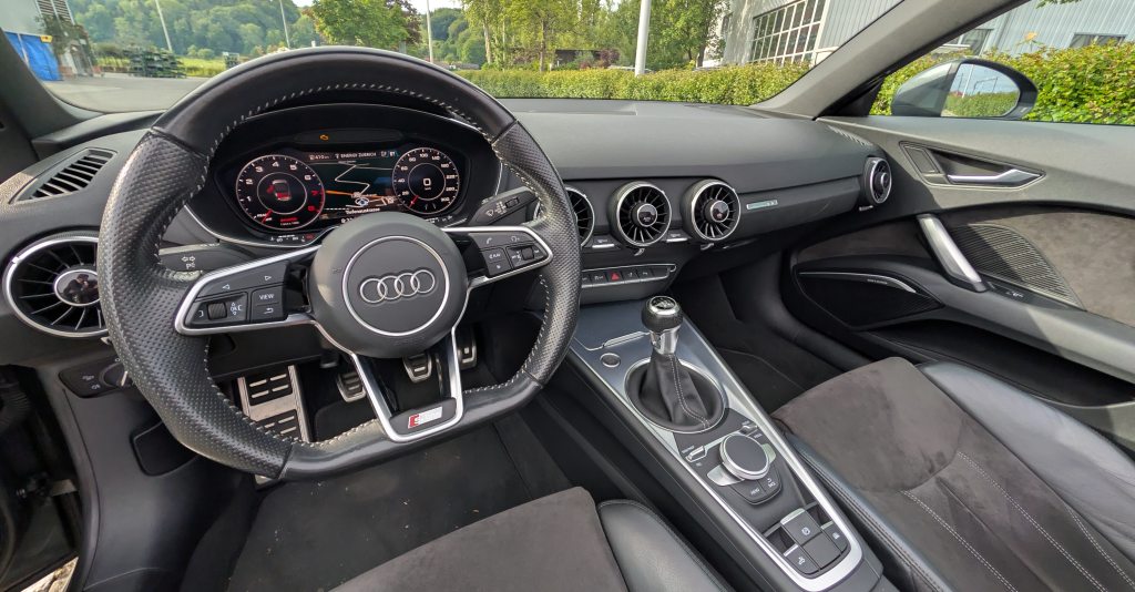AUDI TT 2.0 TFSI, Essence, Occasion / Utilisé, Manuelle - 6