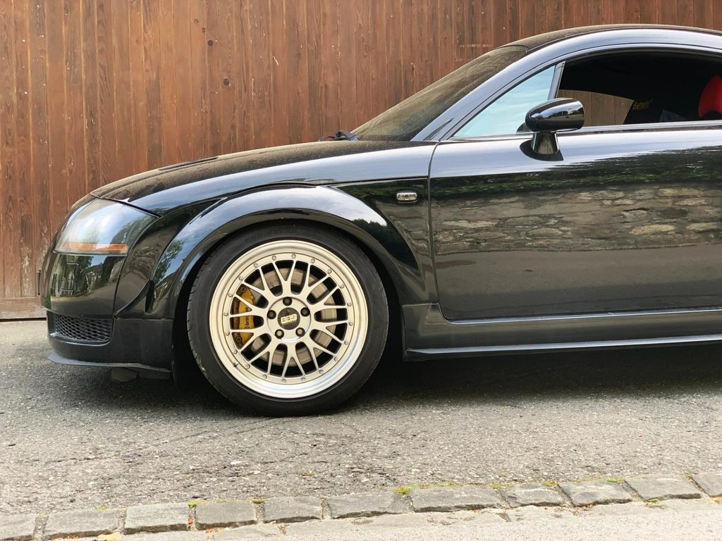 AUDI TT 1.8T, Essence, Occasion / Utilisé, Manuelle - 3
