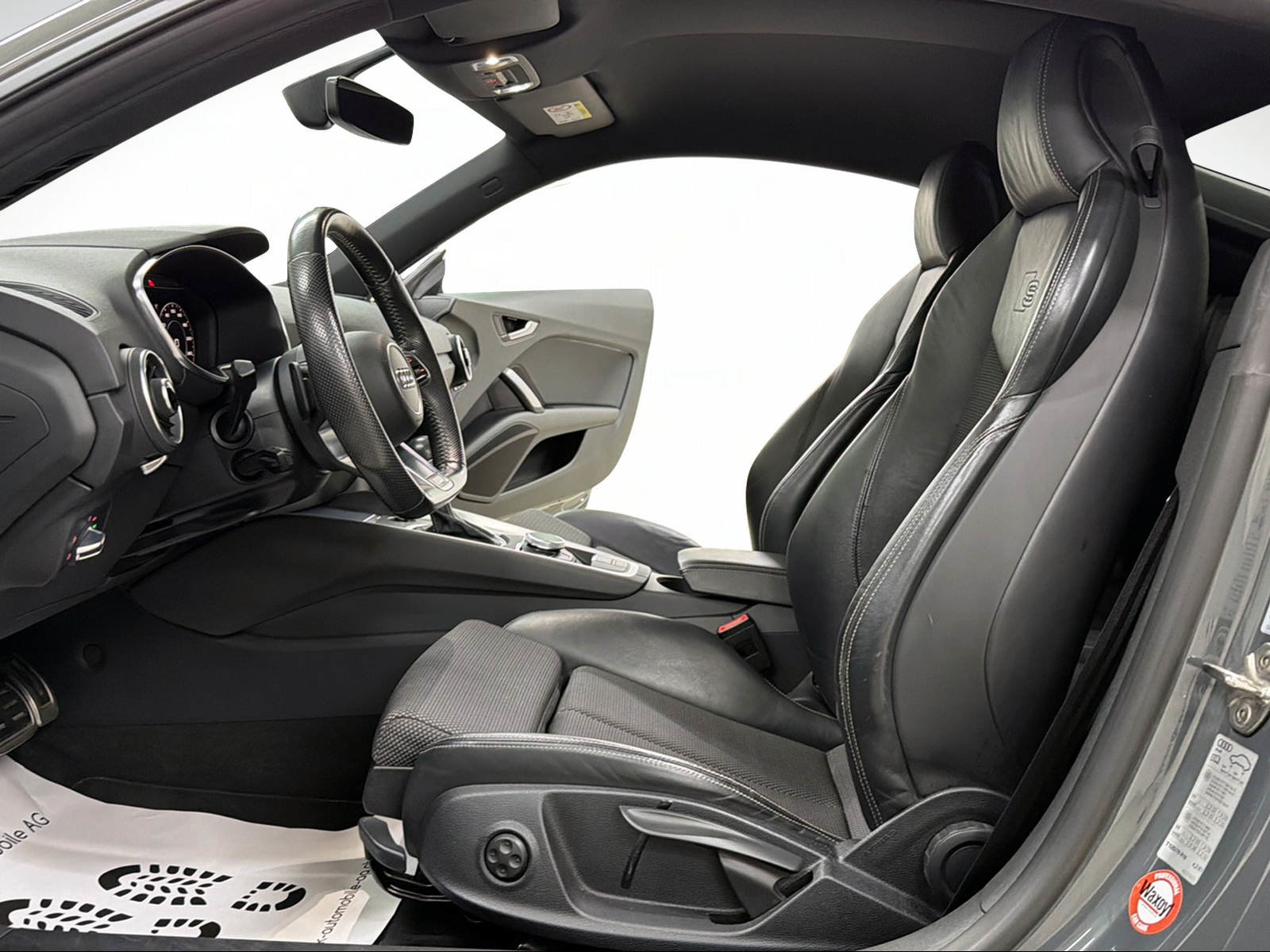 AUDI TT Coupé 40 TFSI S-Line Nano Gray Metallic S-tronic R, Benzin, Occasion / Gebraucht, Automatik - 6