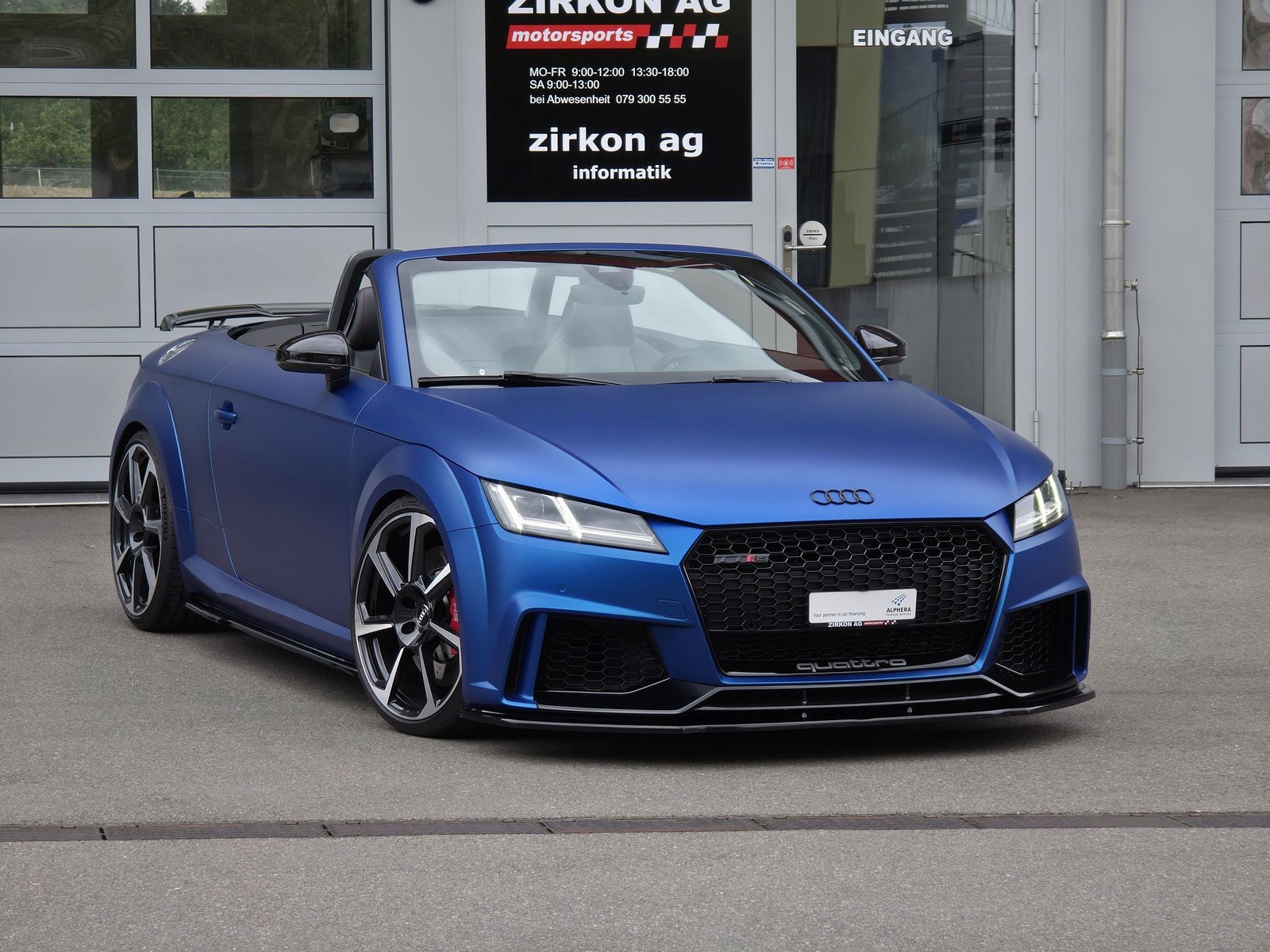 AUDI TT RS Roadster 2.5 TFSI quattro ohne OPF, Petrol, Second hand / Used, Automatic - 2