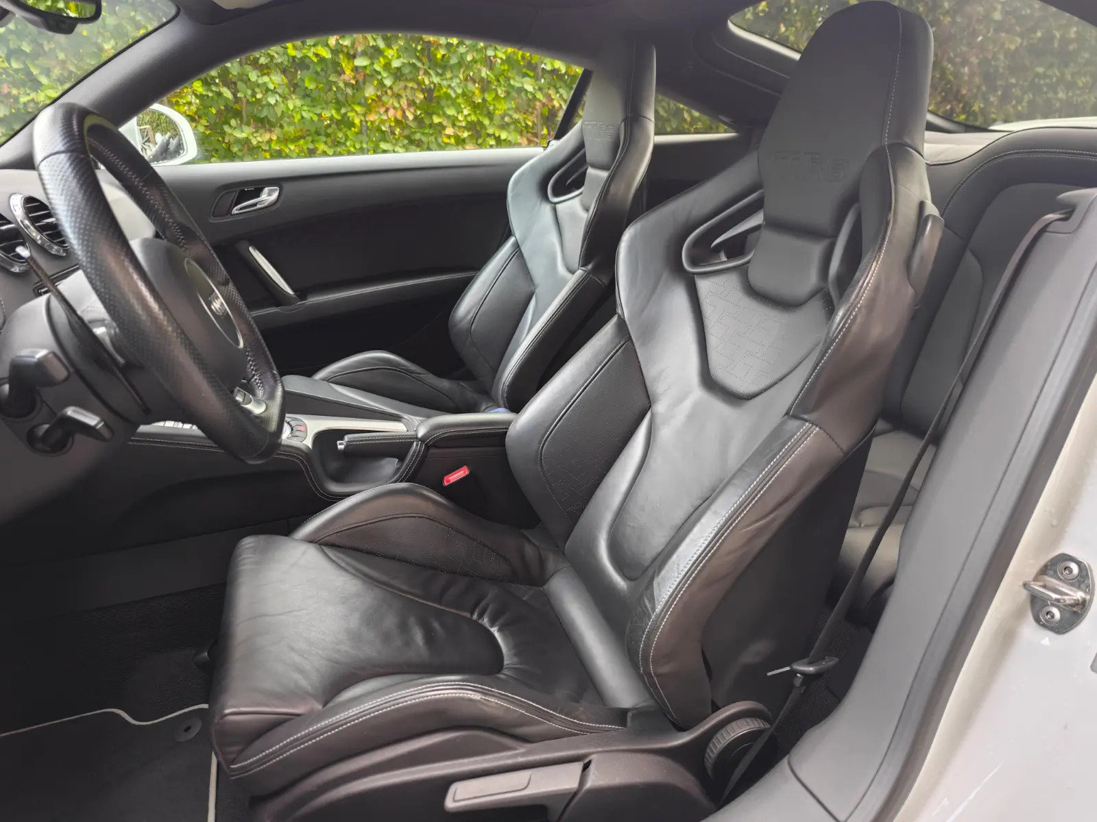 AUDI TT RS Coupé 2.5 TFSI Plus quattro S-Tr., Petrol, Second hand / Used, Automatic - 6
