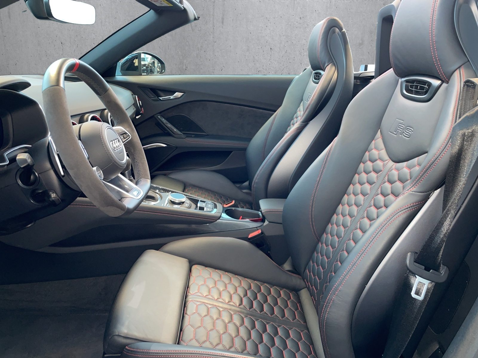 AUDI TT RS Roadster, Benzin, Occasion / Gebraucht, Automatik - 7