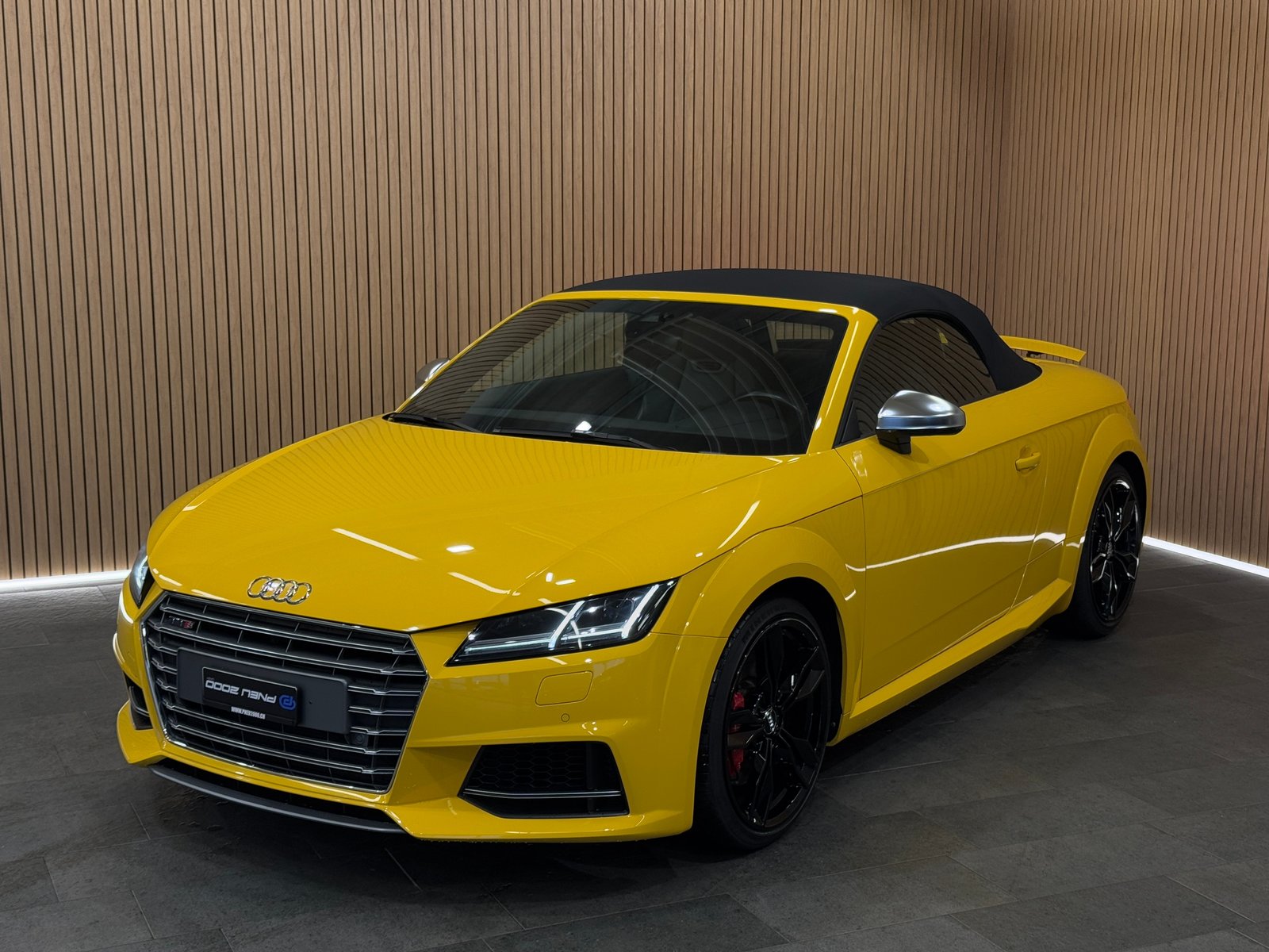 AUDI TTS Roadster 2.0 TFSI quattro S-tronic, Petrol, Second hand / Used, Automatic - 3