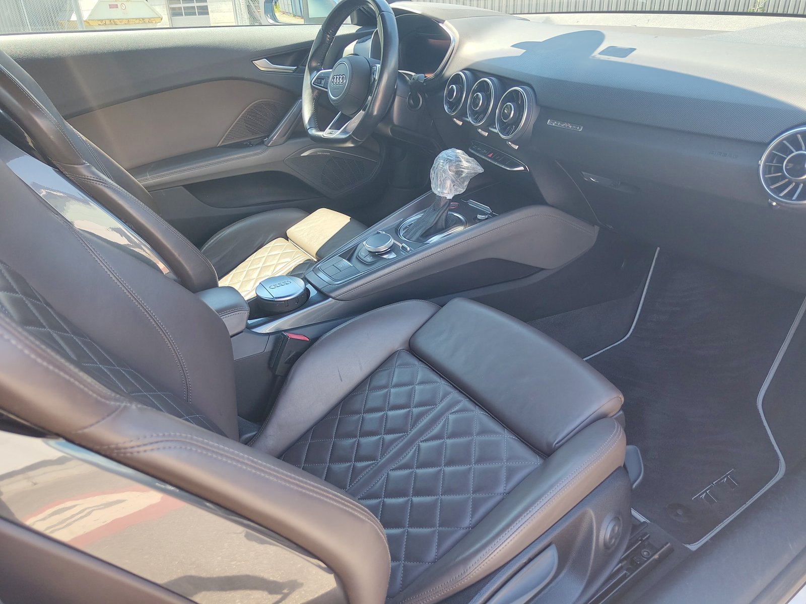 AUDI TTS Coupé 2.0 TFSI quattro S-tronic, Benzin, Occasion / Gebraucht, Automatik - 7