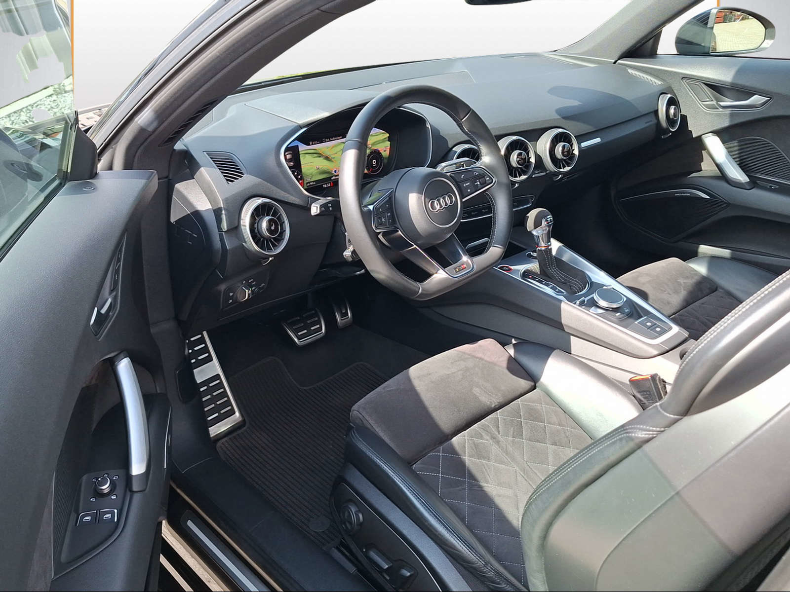 AUDI TTS Coupé, Petrol, Second hand / Used, Automatic - 6