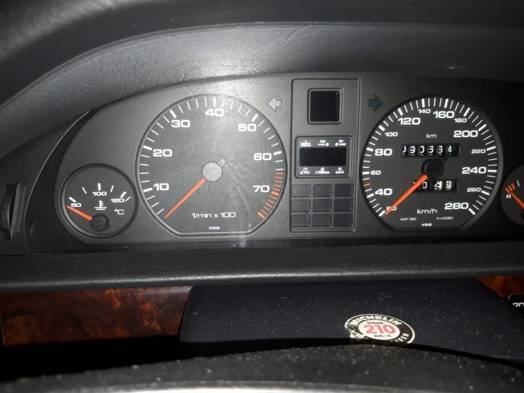 AUDI 4.2 quattro, Benzin, Occasion / Gebraucht, Automatik - 3