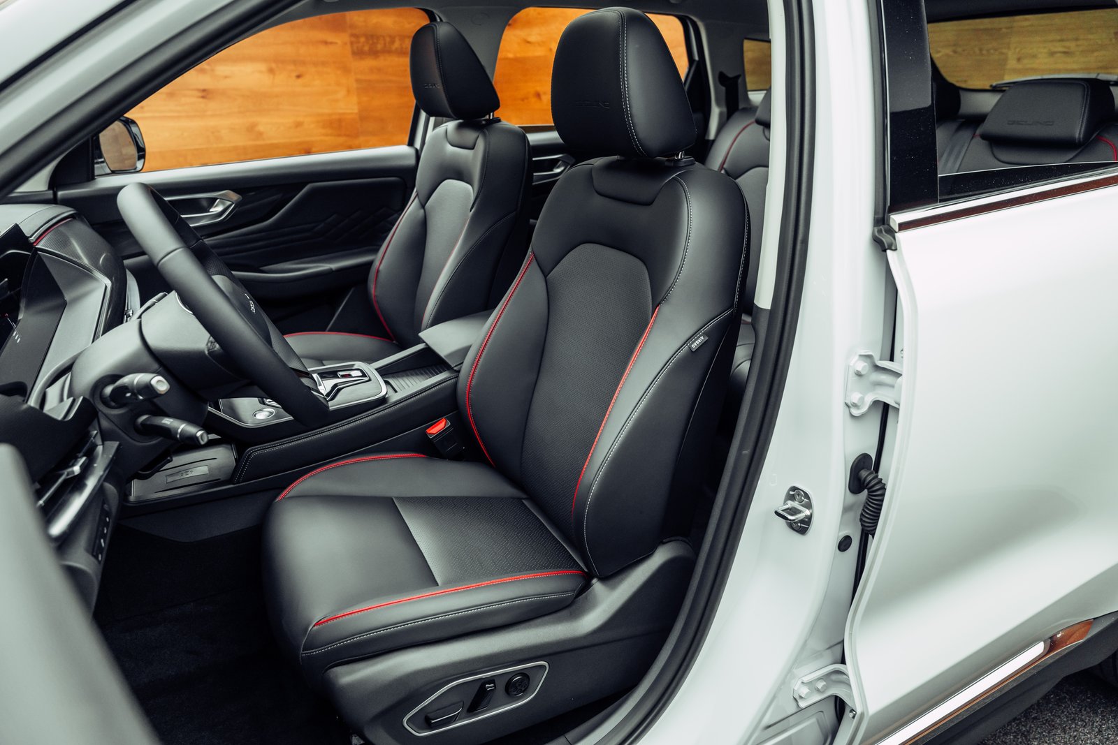 BAIC X7 1.5 Luxury, Petrol, New car, Automatic - 6