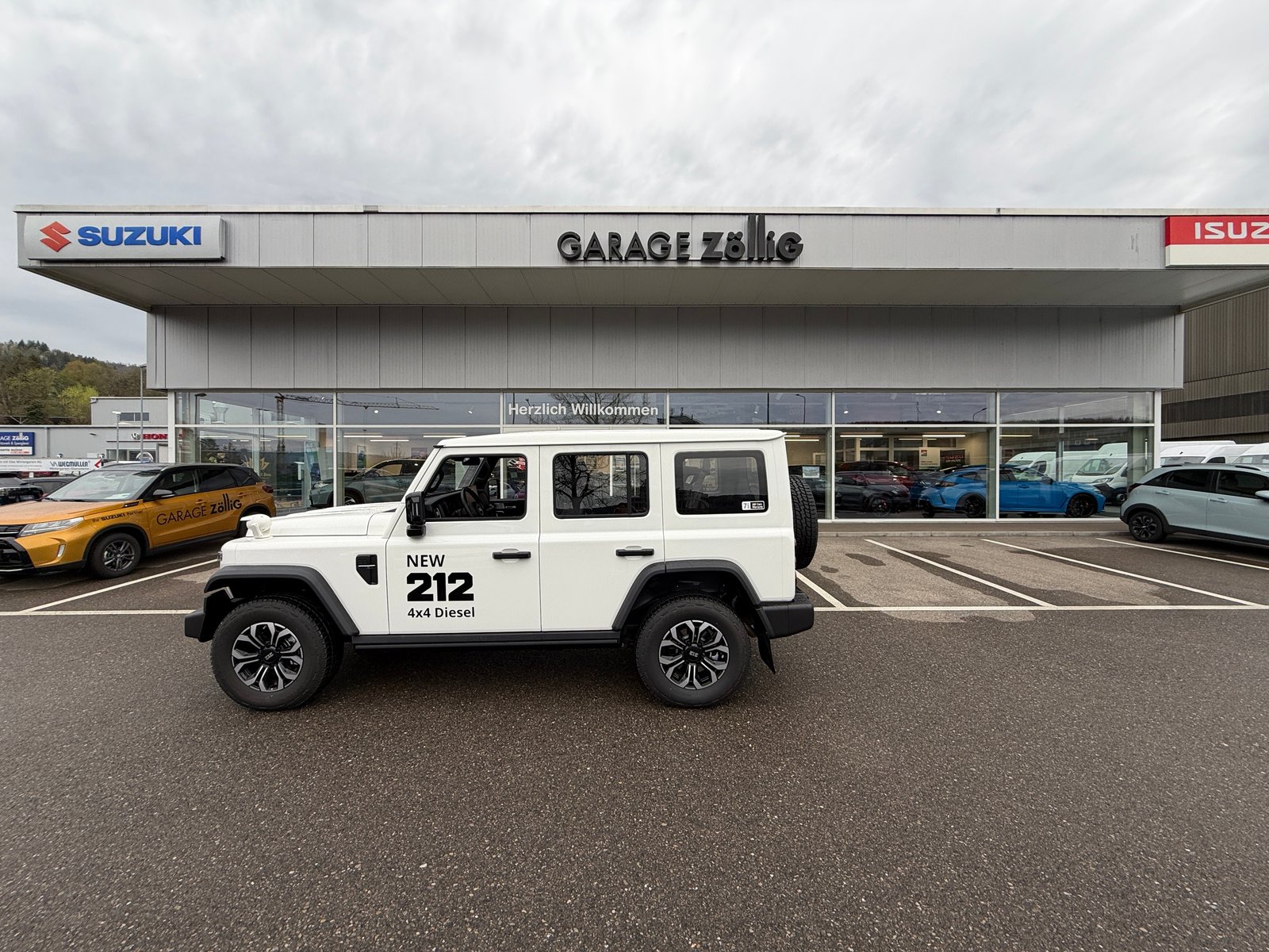 BAW 212 4x4 Diesel Auf Vorbestellung Elektr. Trittbretter, S, Diesel, Auto nuove, Automatico - 4