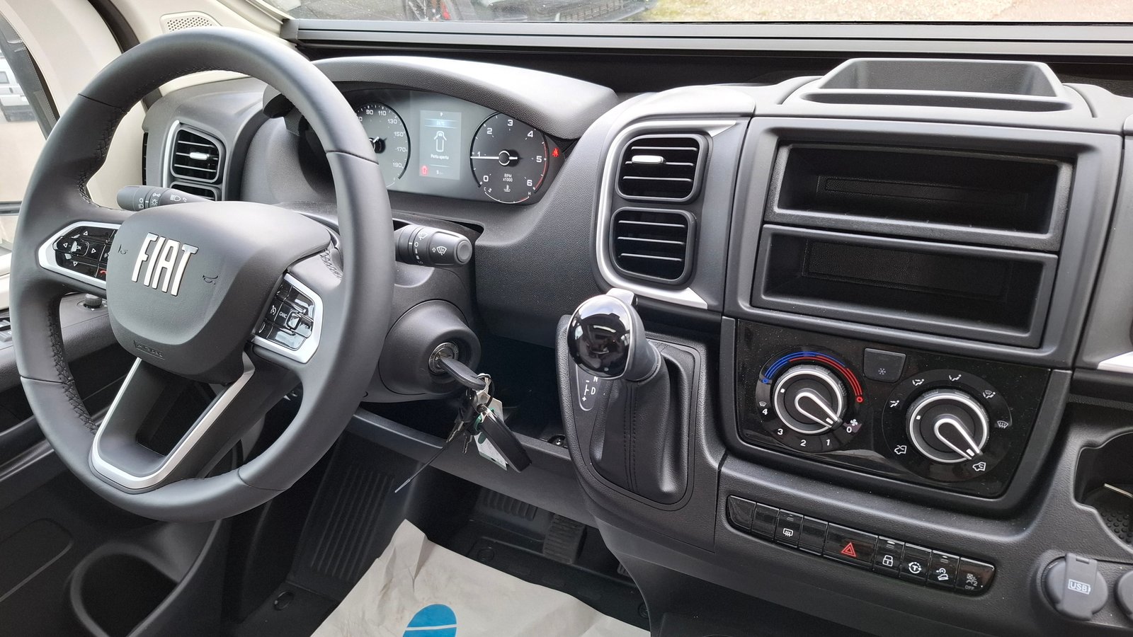 BENIMAR Benivan B170 Plus POP-UP Automatique (Toit relevable, Diesel, Voiture nouvelle, Automatique - 4