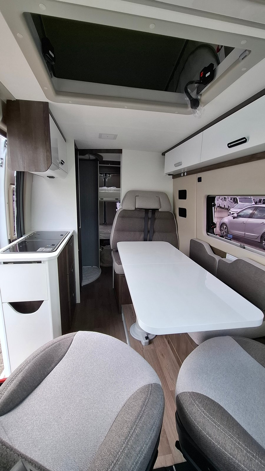 BENIMAR Benivan B170 Plus POP-UP Automatique (Toit relevable, Diesel, Voiture nouvelle, Automatique - 7