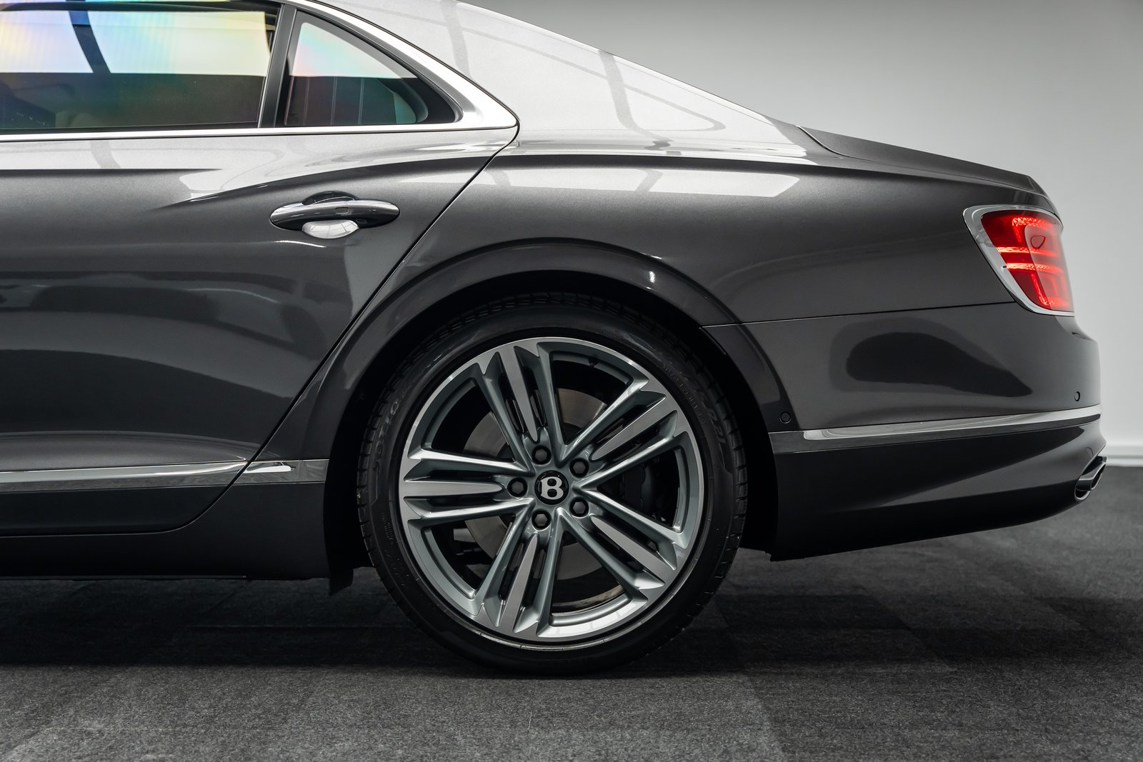 BENTLEY * FLYING SPUR * MULLINER EDELAUSFÜHRUNG * LEASING A, Petrol, Second hand / Used, Automatic - 3