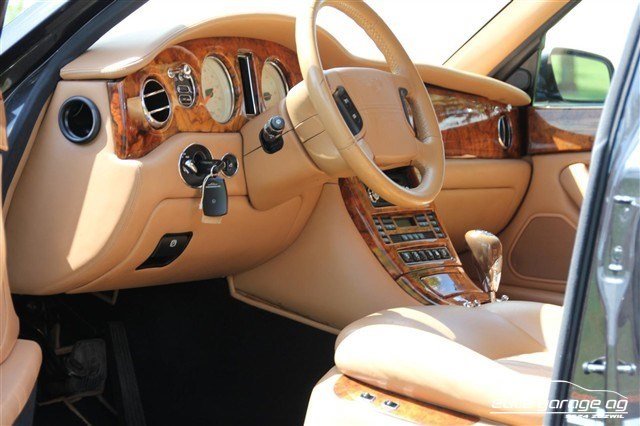 BENTLEY ARNAGE Red Label, Essence, Occasion / Utilisé, Automatique - 7