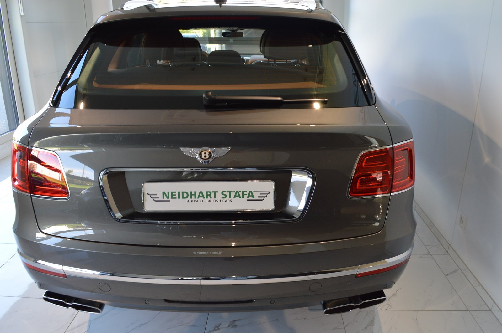 BENTLEY Bentayga V8, Essence, Occasion / Utilisé, Automatique - 4