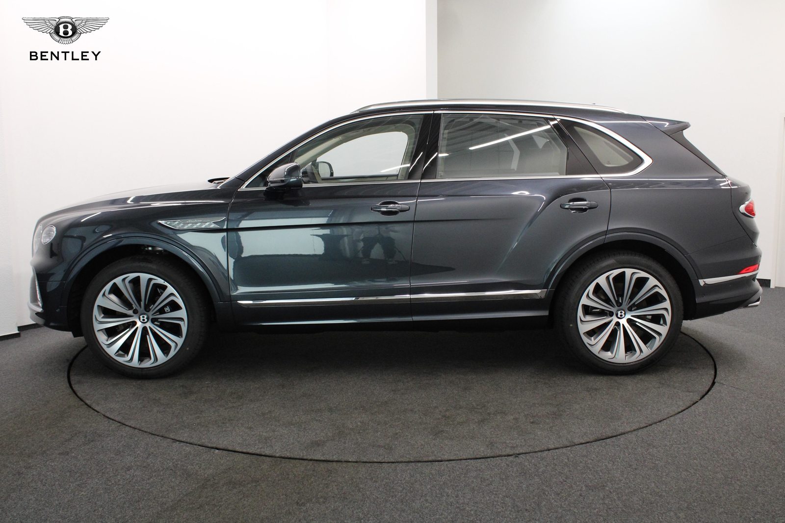 BENTLEY Bentayga 4.0 V8 Atelier Edition, Benzin, Neuwagen, Automatik - 3