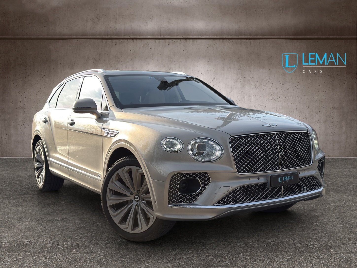 BENTLEY Bentayga V8, Benzin, Occasion / Gebraucht, Automatik - 3
