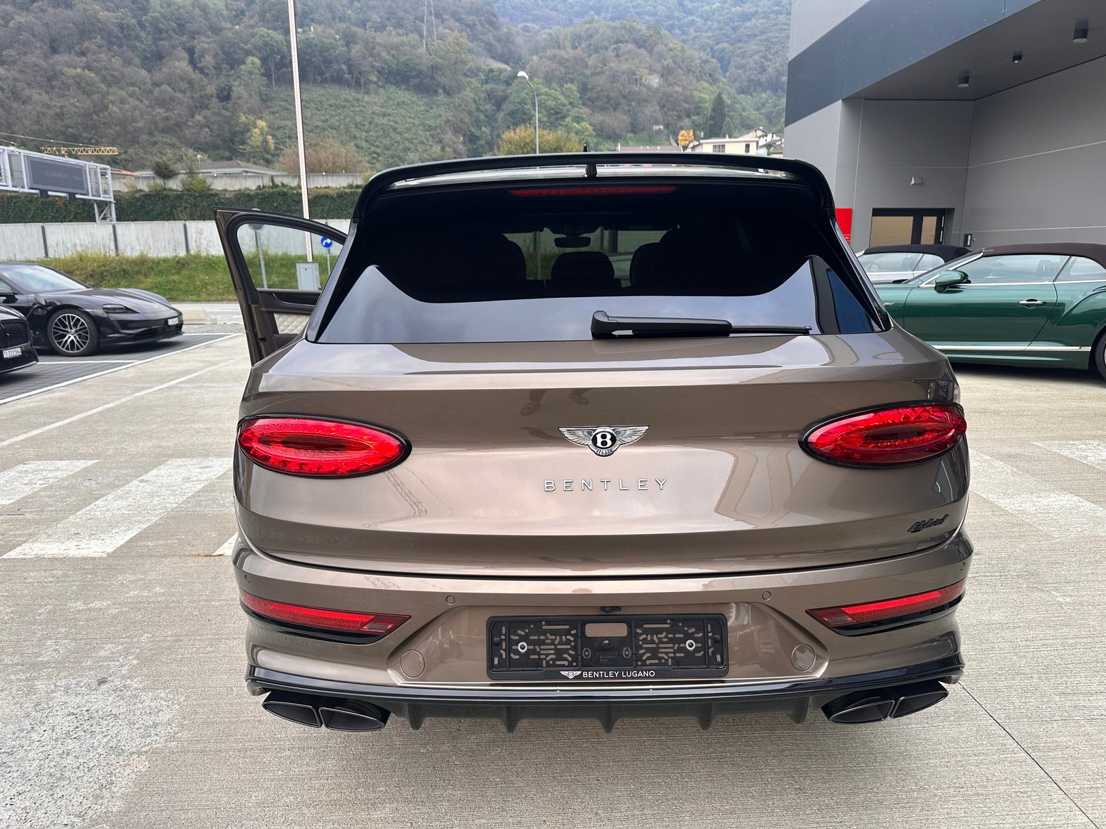 BENTLEY Bentayga V6 Hybrid, Hybride Rechargeable Essence/Électricité, Occasion / Utilisé, Automatique - 4