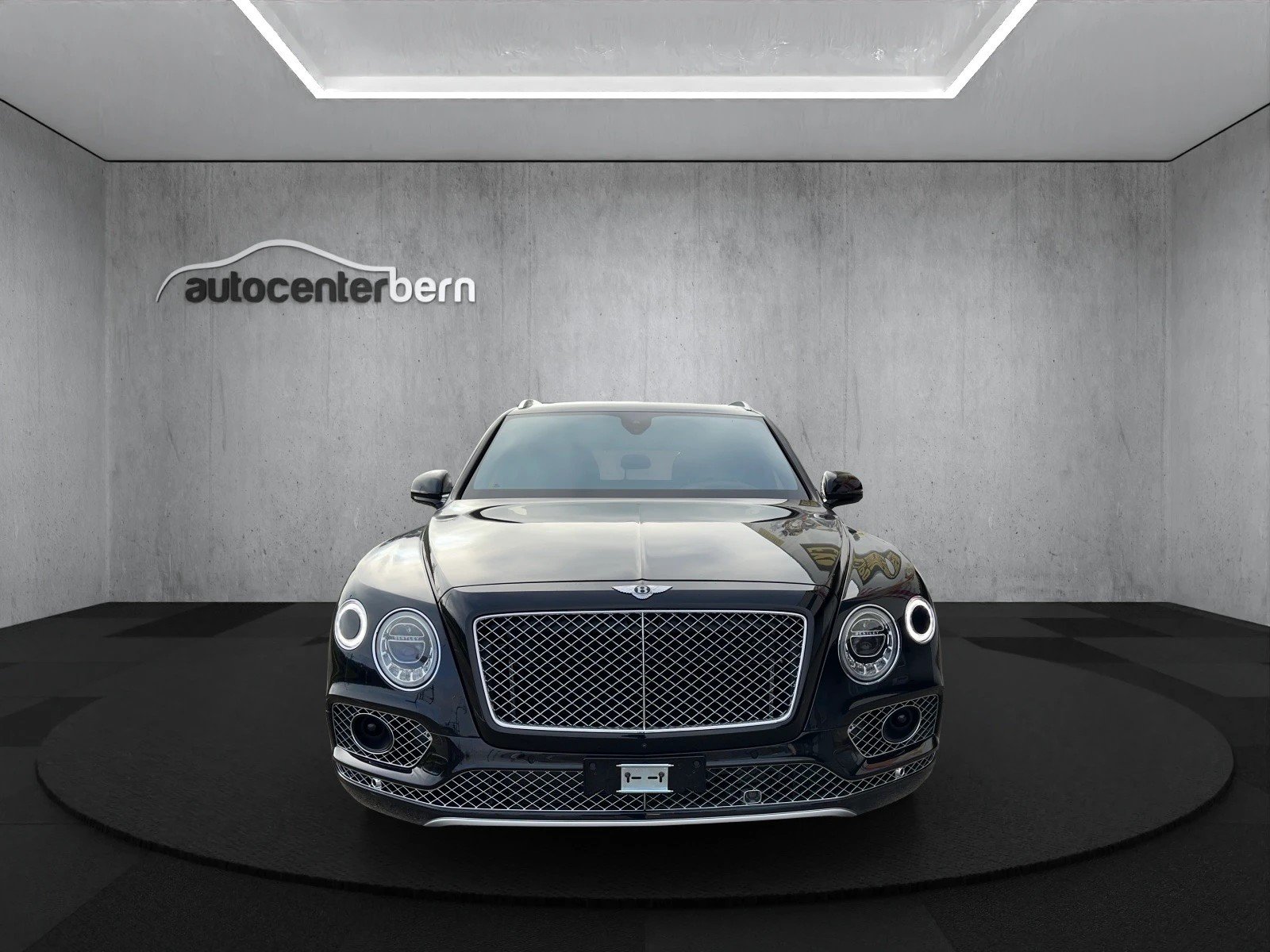 BENTLEY Bentayga W12 First Edition, Benzin, Occasion / Gebraucht, Automatik - 2