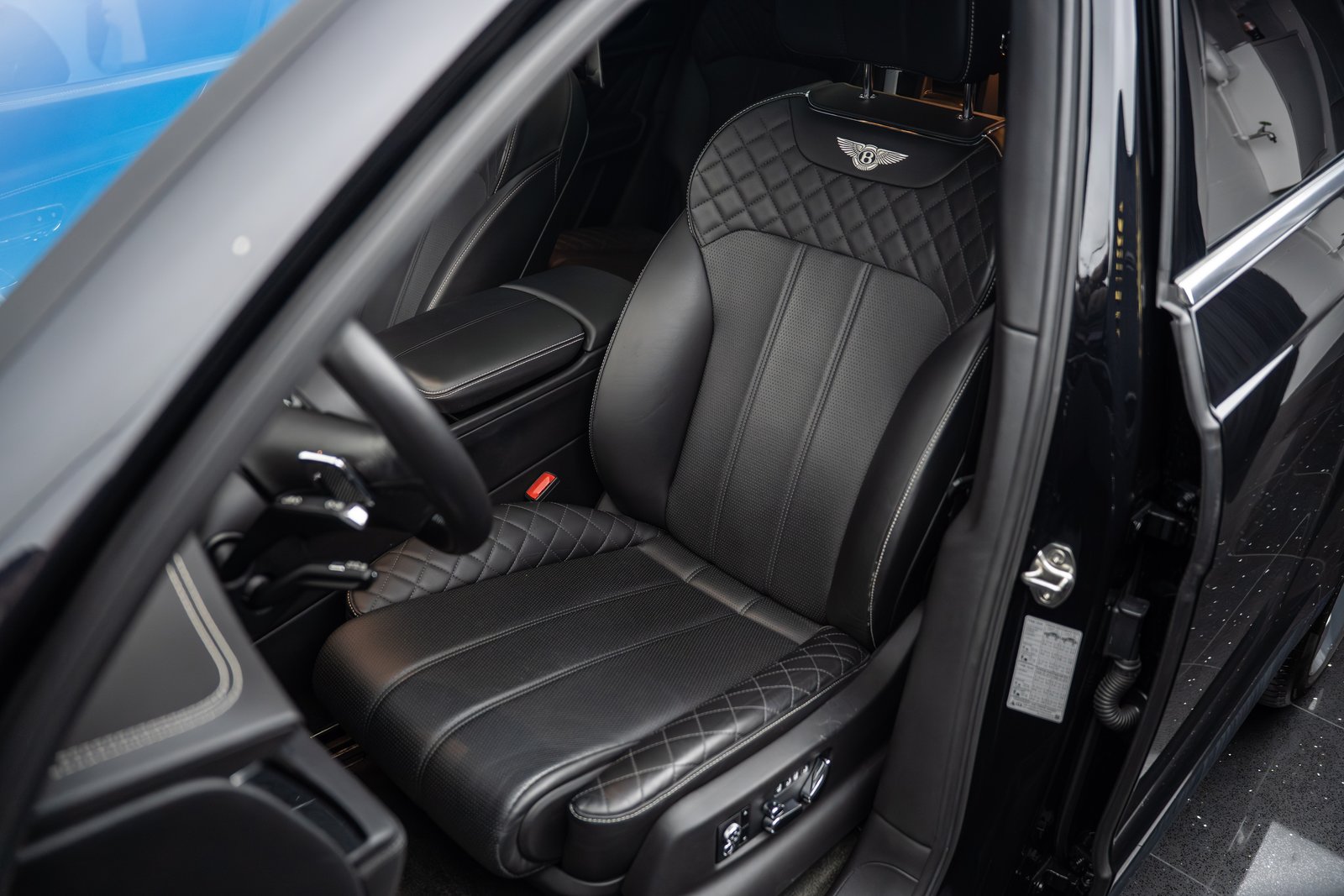 BENTLEY Bentayga V8 Diesel, Diesel, Occasion / Gebraucht, Automatik - 7