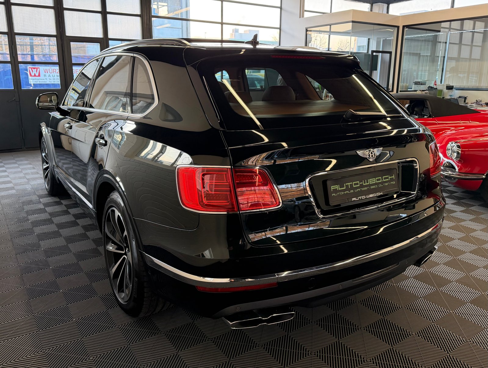 BENTLEY Bentayga 435 PS V8 Diesel 4X4 * GREEN / GRÜN *, Diesel, Occasioni / Usate, Automatico - 5